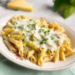 Macarrão com molho branco