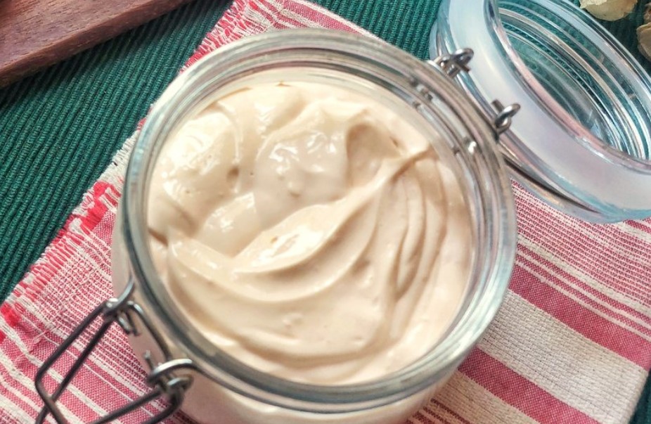 Maionese-com-ovo-cozido-e-creme-de-leite