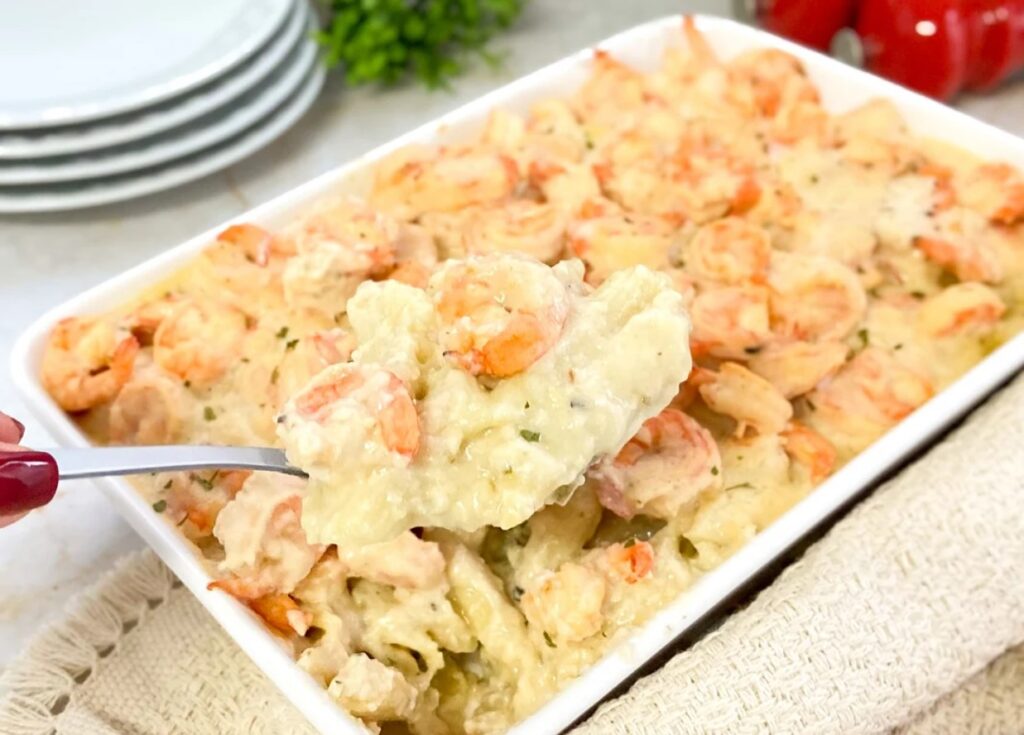 Penne-ao-molho-branco-com-camarao