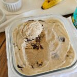 Sorvete-de-banana-com-leite-em-po-e-chocolate