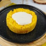 Receita de Cuscuz Recheado com Presunto e Queijo para o Café da Manhão