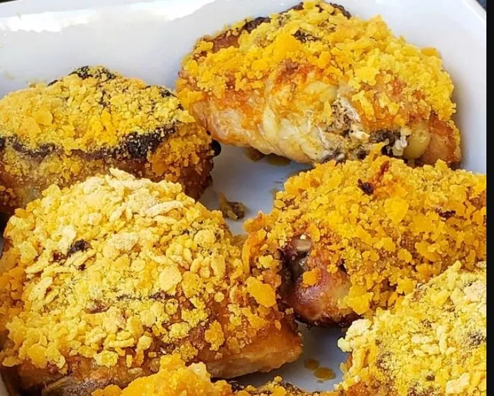 Sobrecoxa de frango com laranja, mostarda e melado